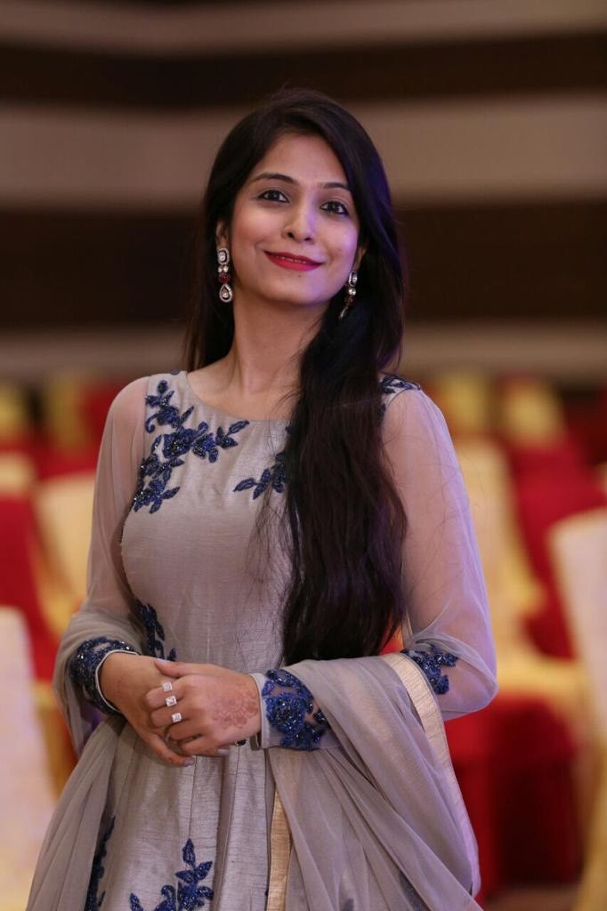 Mrs. Disha Dadlani Kukreja